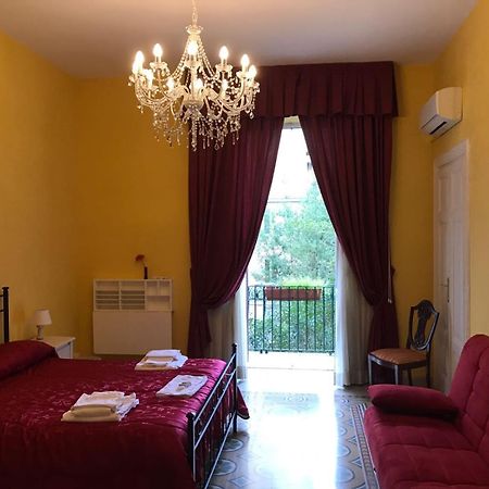 La Breccia A Porta Pia Bed & Breakfast Рим Екстериор снимка