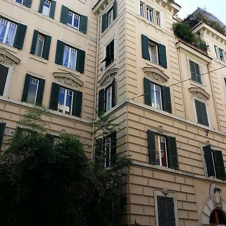 La Breccia A Porta Pia Bed & Breakfast Рим Екстериор снимка