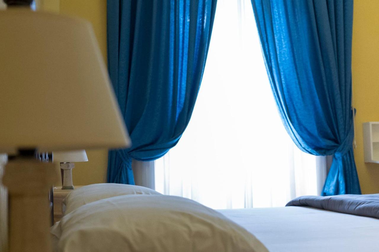 La Breccia A Porta Pia Bed & Breakfast Рим Екстериор снимка