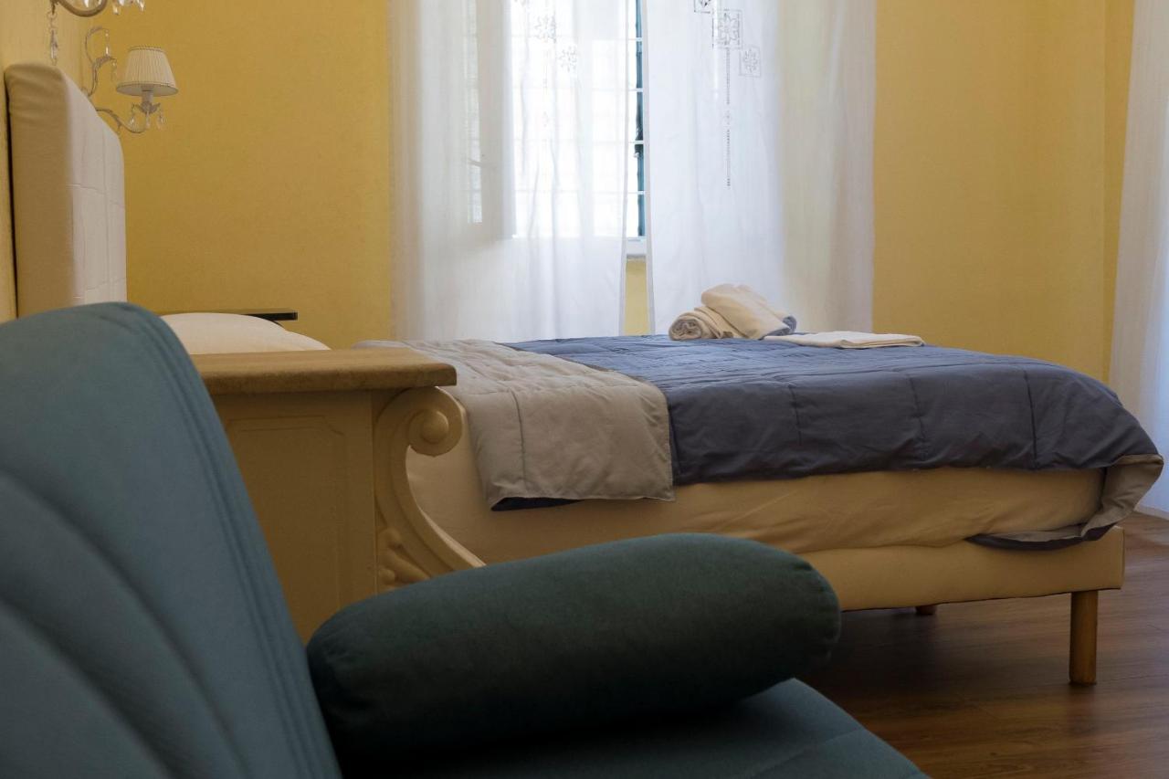 La Breccia A Porta Pia Bed & Breakfast Рим Екстериор снимка