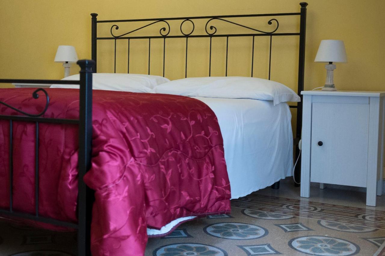 La Breccia A Porta Pia Bed & Breakfast Рим Екстериор снимка