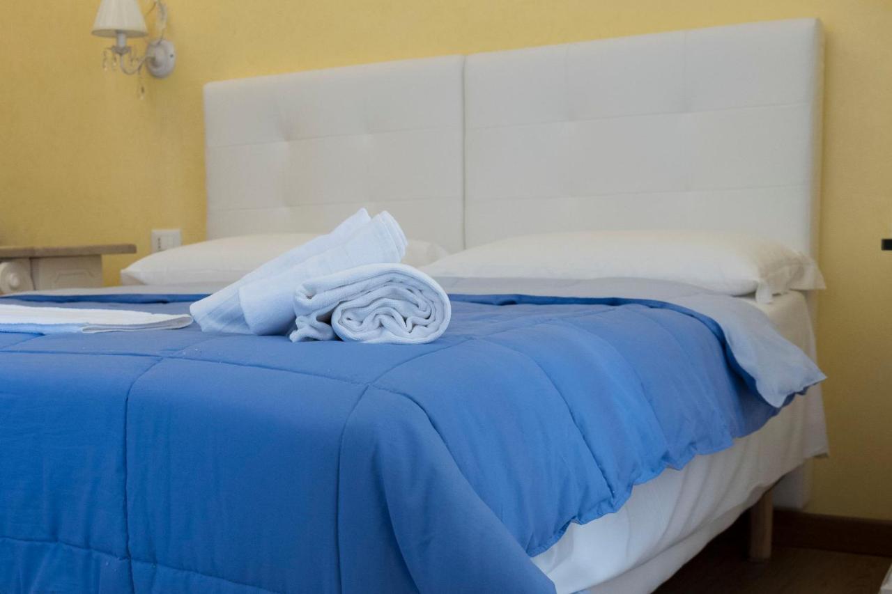 La Breccia A Porta Pia Bed & Breakfast Рим Екстериор снимка