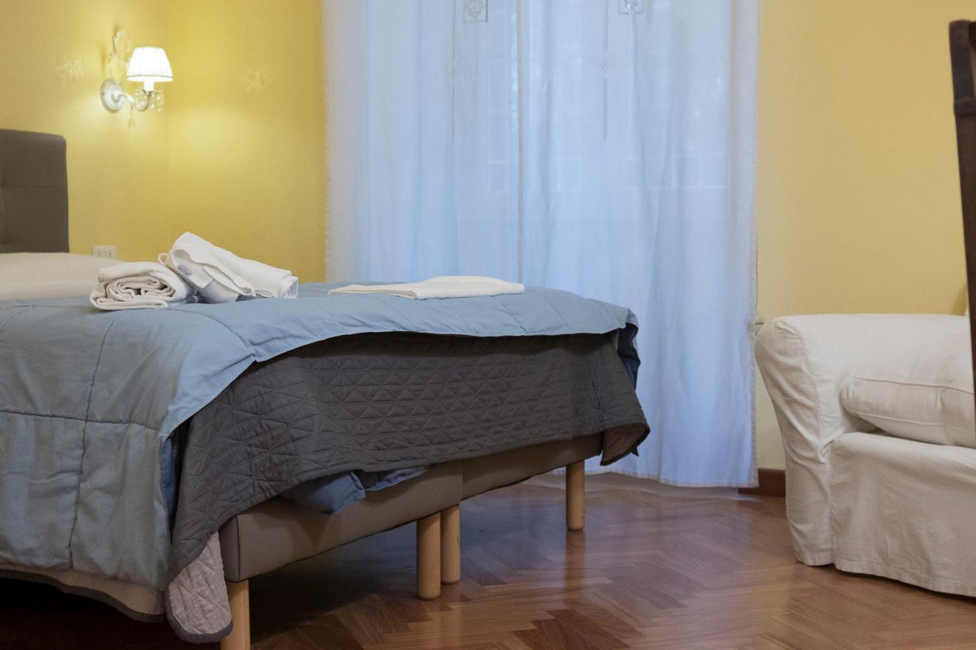 La Breccia A Porta Pia Bed & Breakfast Рим Екстериор снимка