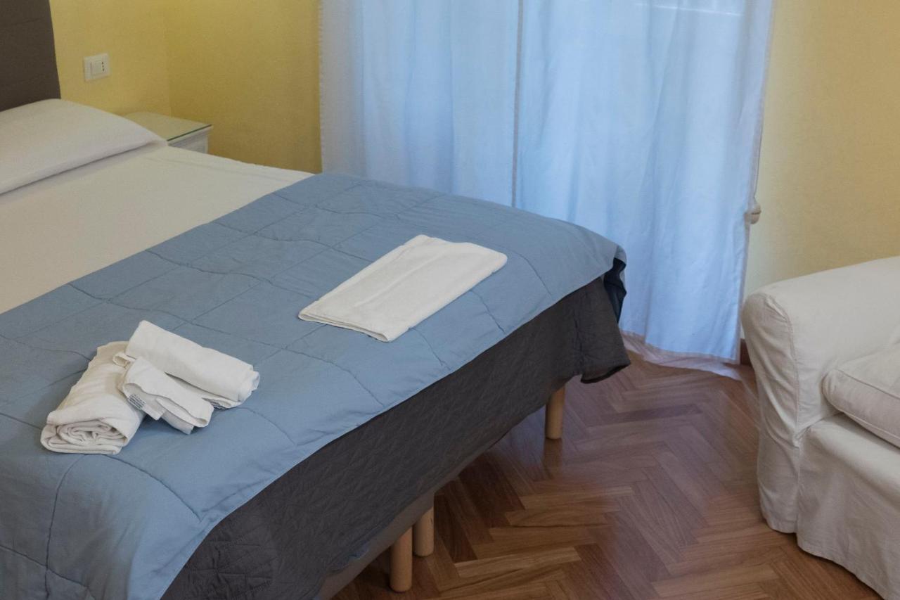 La Breccia A Porta Pia Bed & Breakfast Рим Екстериор снимка