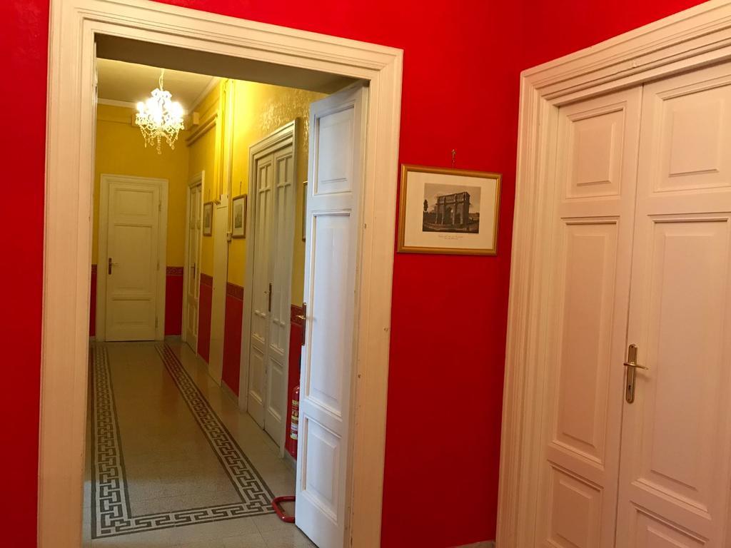La Breccia A Porta Pia Bed & Breakfast Рим Екстериор снимка