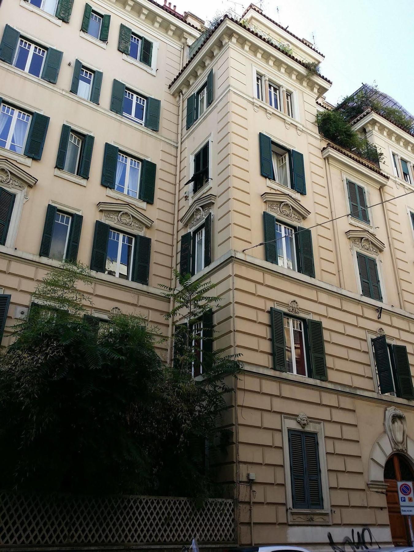 La Breccia A Porta Pia Bed & Breakfast Рим Екстериор снимка